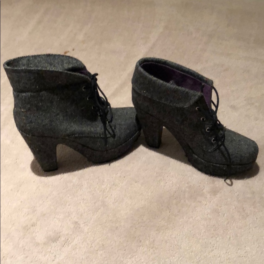Chic Booties - Size 8.5 - Picture 3 of 5